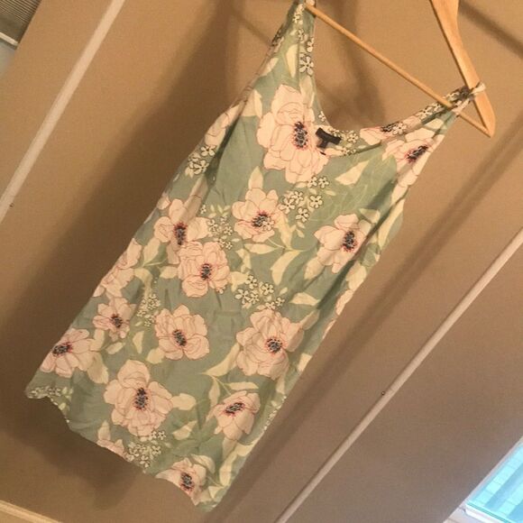 MADISON Summery Floral Sleeveless Dress - Medium - Picture 2 of 6